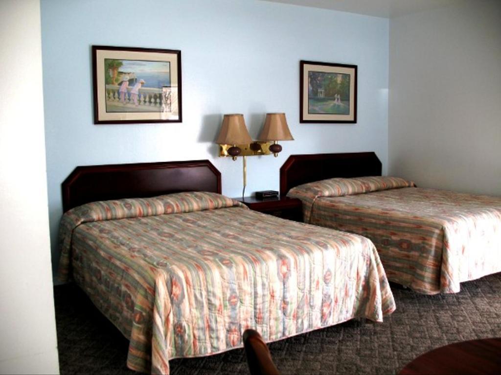 Golden West Motel Klamath Falls Bagian luar foto
